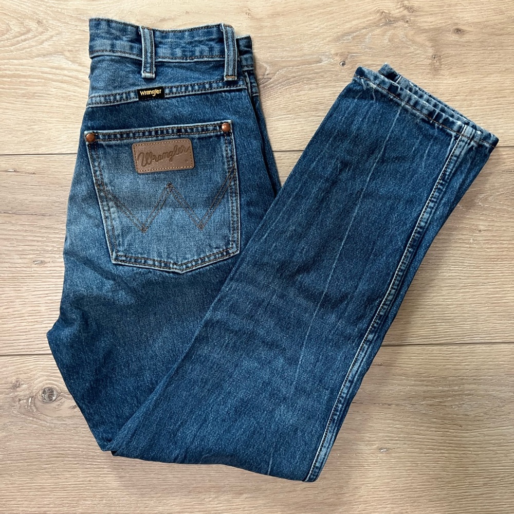 Wrangler Icon Women’s Slim Jeans Style 11WWZ Distressed Denim